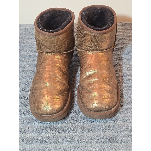 UGG CLASSIC MINI LIZARD WOMEN ANKLE BOOTS BRONZE US 8 - Picture 1 of 12